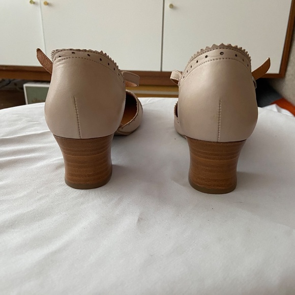 Miz Mooz MaryJane heels, cream - Picture 2 of 6